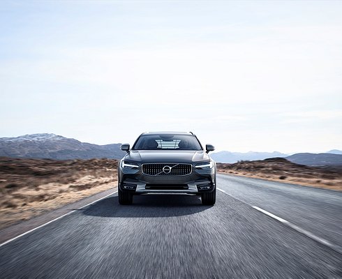 Представлен новый Volvo V90 Cross Country