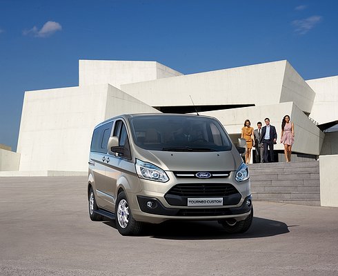 Ford Transit и Tourneo возвращаются в Россию