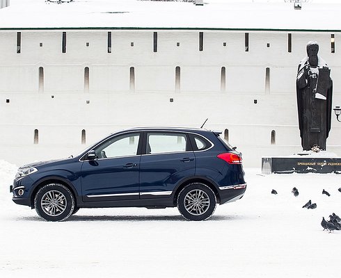 Обновленный Chery Tiggo 5: и смартфон впридачу