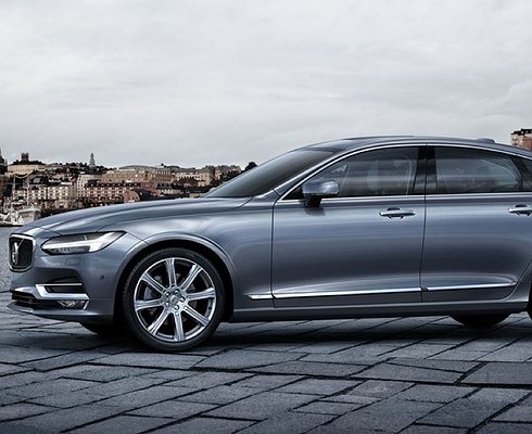 Состоялась российская премьера Volvo S90