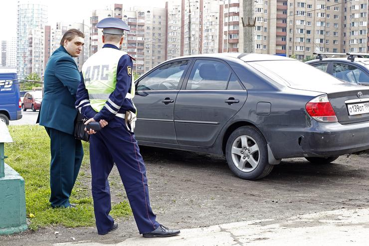 Как зарегистрировать в ГИБДД автомобиль без VIN-номера