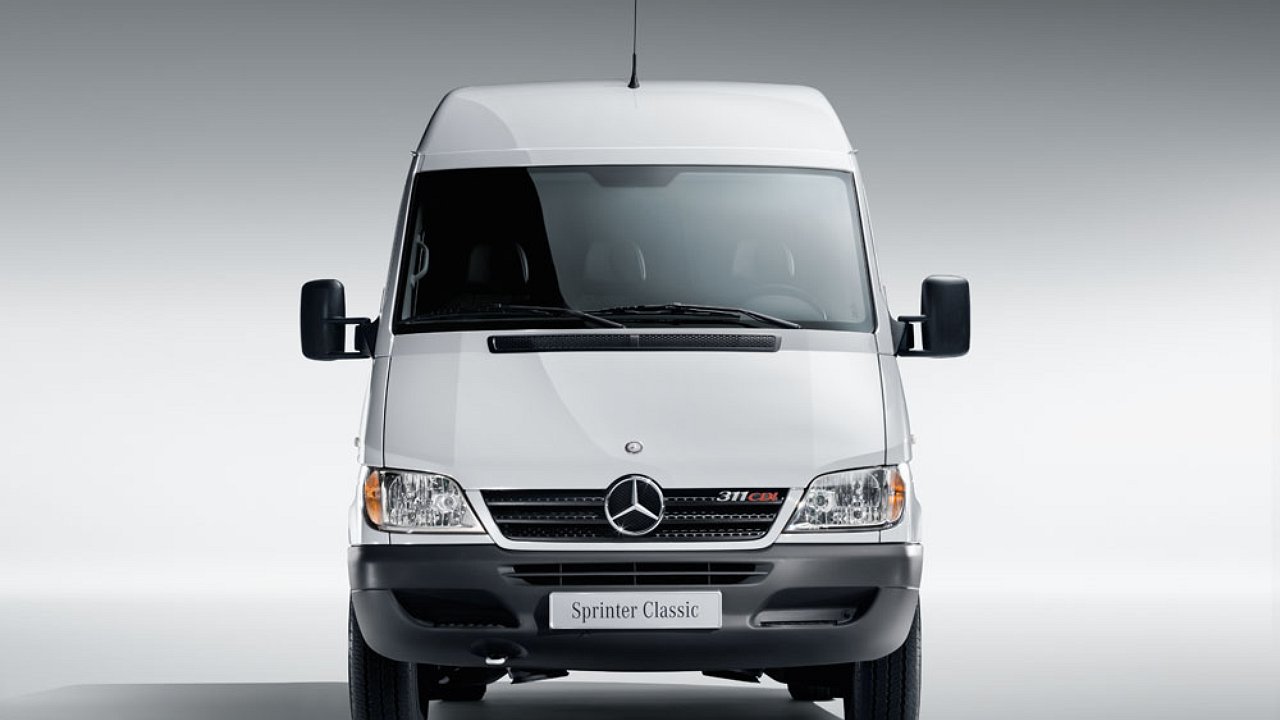 Спринтер классик. Mercedes-Benz Sprinter Classic 311 CDI. Мерседес Спринтер Классик 311. Mercedes-Benz Sprinter Classic 311 CDI фургон. Мерседес Бенц Спринтер Классик 311 CDI.