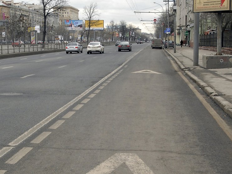 Движение по полосе для общественного транспорта. Знак полоса для автобусов. Знак полоса для автобусов. Знак выделенная полоса для общественного транспорта. Табличка езда по выделенке пн чт.
