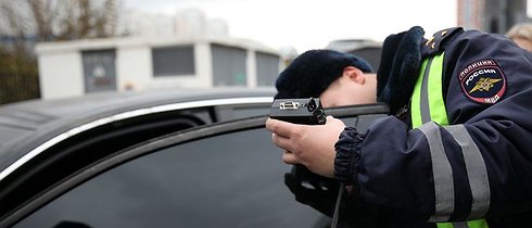 Почему заливает свечи: причины и что делать