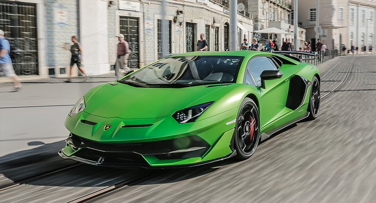 Какой значок у lamborghini