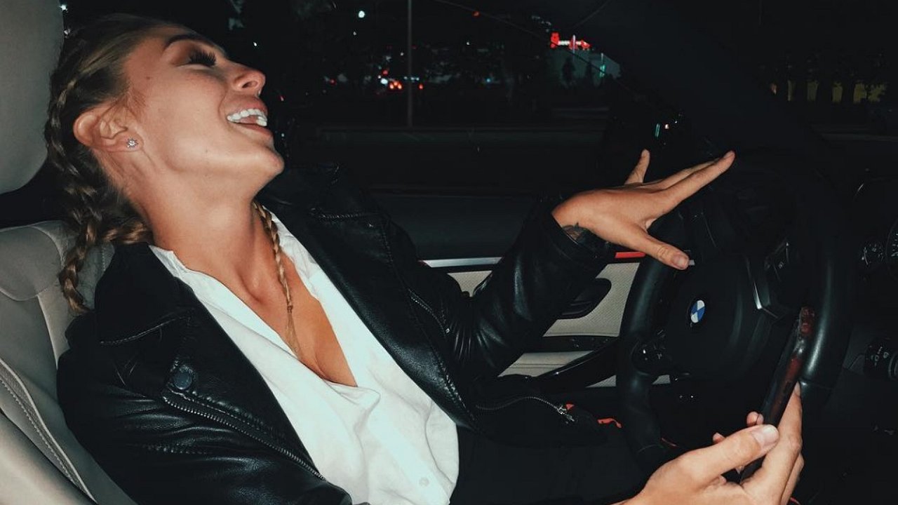 сколько зарабатывает ивлеев. ивлеева за рулем. какой штраф заплатила ивлеева. настя ивлеева штрафы. анастасия ивлеева и ламба.