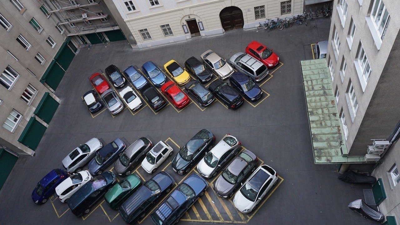 Парковочное пространство москвы