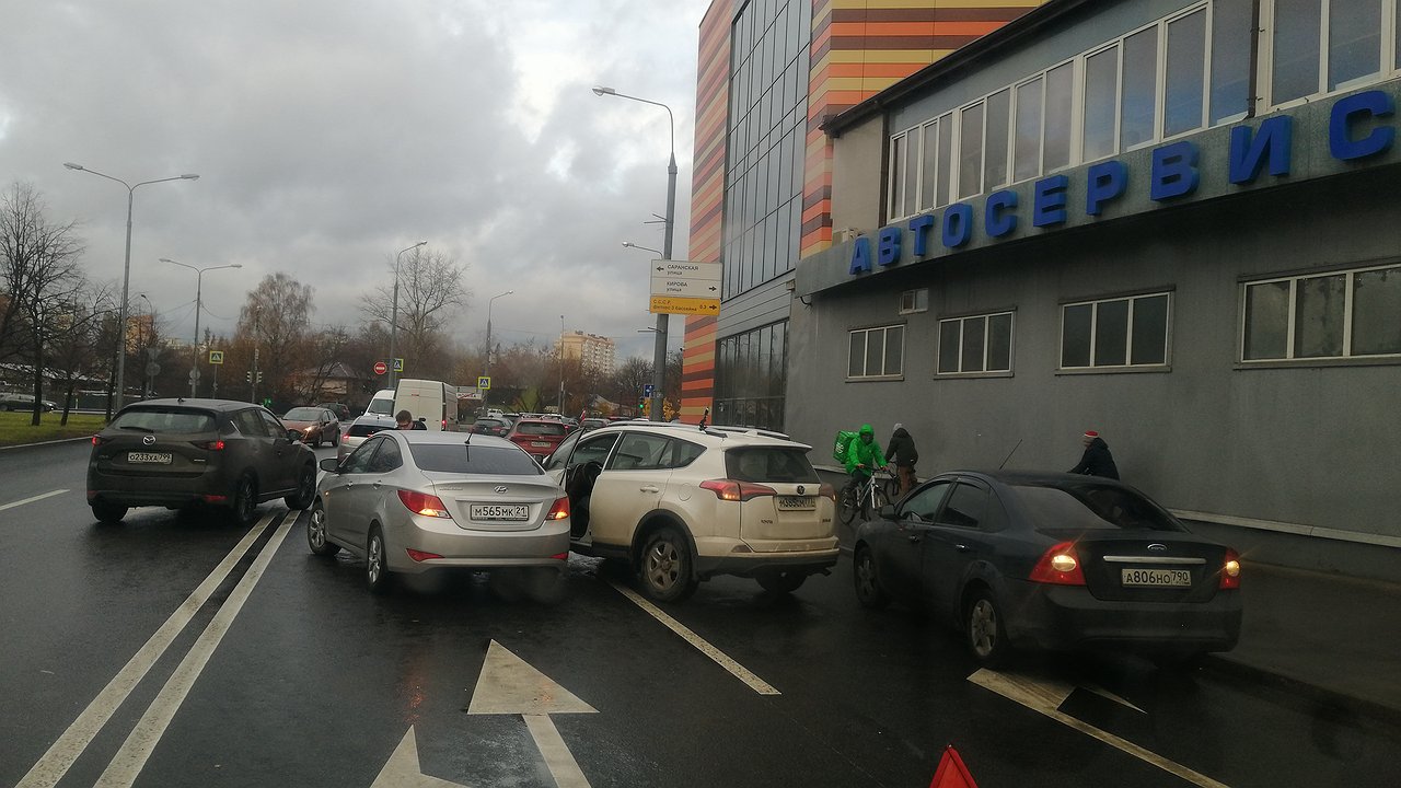 Поставить машину на прикол
