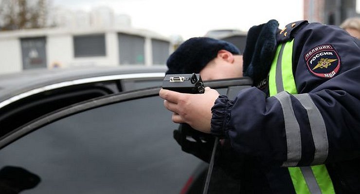 In Russia, tinting is gaining popularity, which the traffic police do not notice