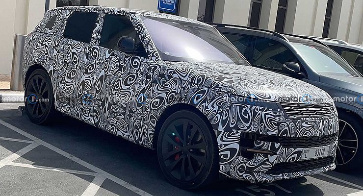 The network posted the first photos of the new Range Rover Sport SVR