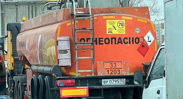 Why by the summer of gasoline and diesel fuel in Russia will noticeably fall in price?