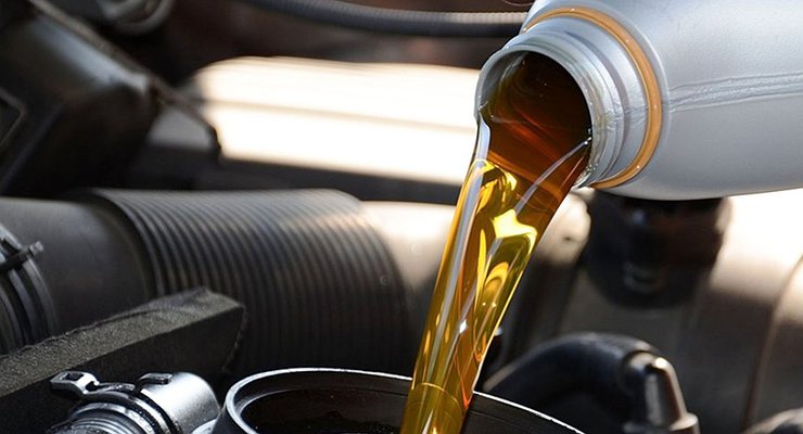 Which cars are contraindicated for low viscosity oils?
