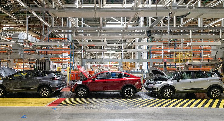 From carriage to pumpkin: Renault Russia factory goes Moskvichs .  produce