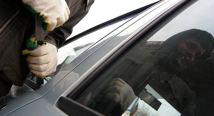 Why are Russians massively refusing to install additional security systems in cars?