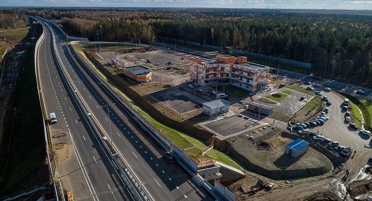State Duma wants to ban truck drivers from driving around the central ring road at the weekend