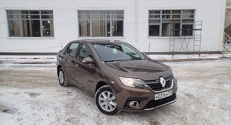 Russians rushed to buy the remains of Renault Logan from dealers en masse