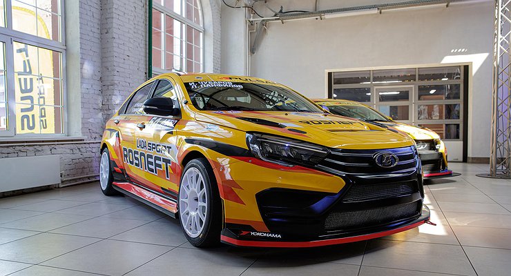 LADA Vesta New: Racing During the Plague