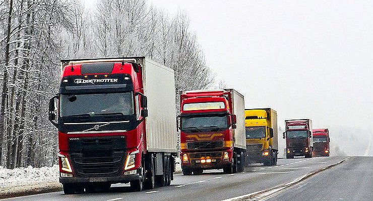 Hundreds of Russian trucks “hang” on the Lithuanian border