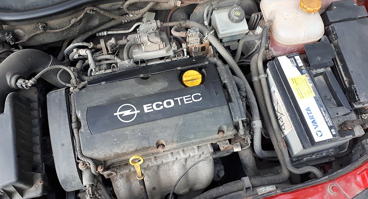 Wait for trouble: Why does the engine cooling fan work when the engine is turned off?