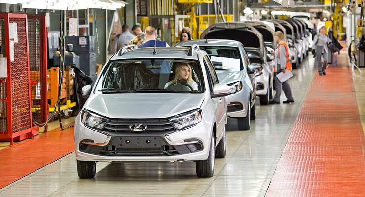 Cheaper and better: LADA Granta 2022 model year surprises with equipment