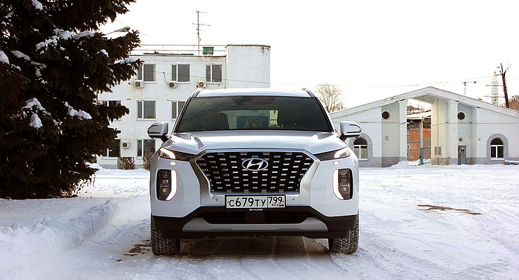 Hyundai increases car production despite crisis