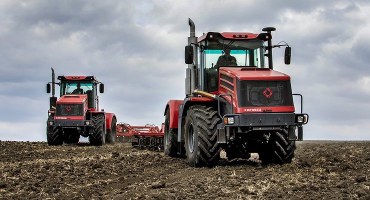 For tractors “Kirovets” created a new Russian engine