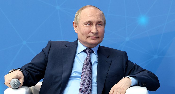 Vladimir Putin will engage in the auto industry in a non-standard way