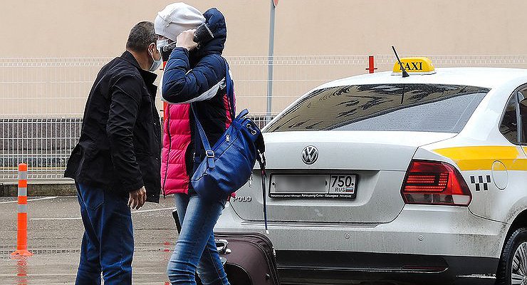 Taxi drivers are not allowed to work for traffic violations