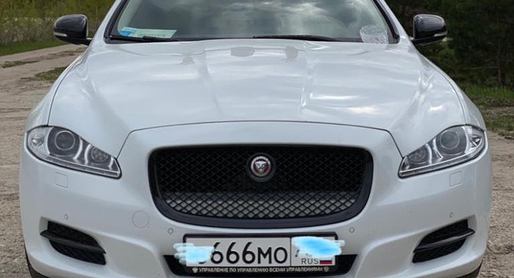 Moscow began issuing license plates with a new regional code