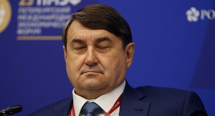 Assistant to President Igor Levitin urged not to shift the asphalt