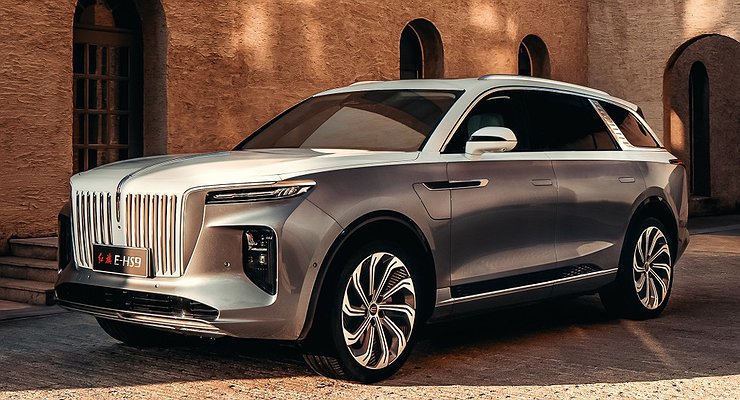 Sales of the insanely expensive “Chinese” Hongqi E-HS9 started in Russia