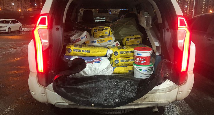 A dangerous experiment: how a car behaves when it is heavily overloaded