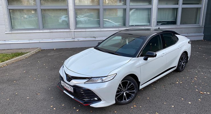 What kind of cars do Russians under 35 drive?