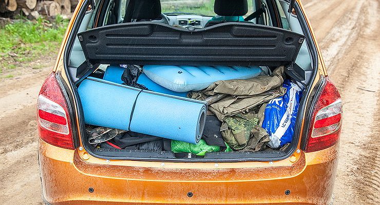 10 things you should definitely have in the trunk of your car in the summer