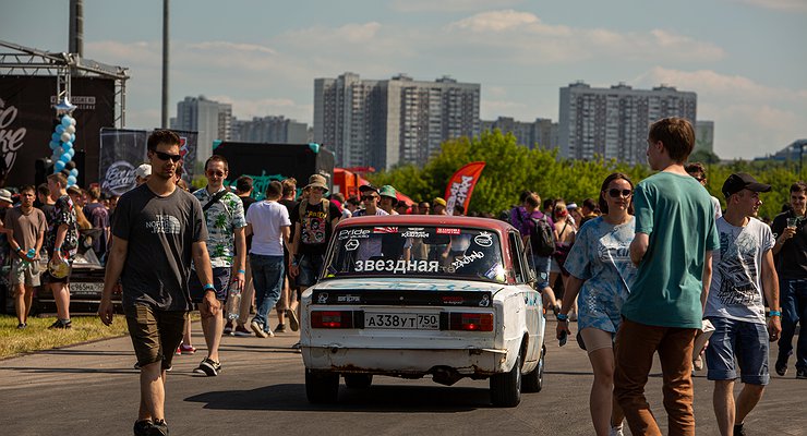 “Everything is classic”: a fierce batch of Zhiguli fans happened in Moscow