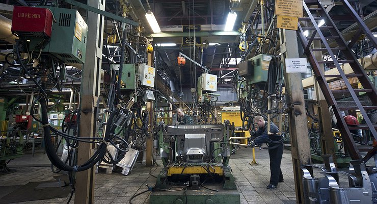 Authorities have officially confirmed that the Russian car industry has fallen into a coma