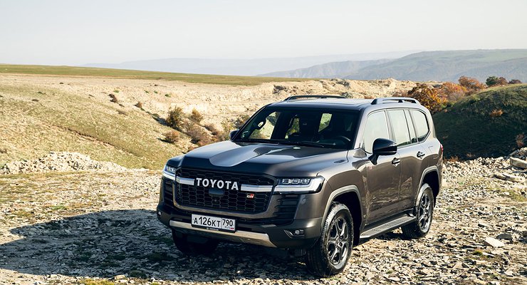 The Japanese stopped selling Toyota Land Cruiser and Lexus LX