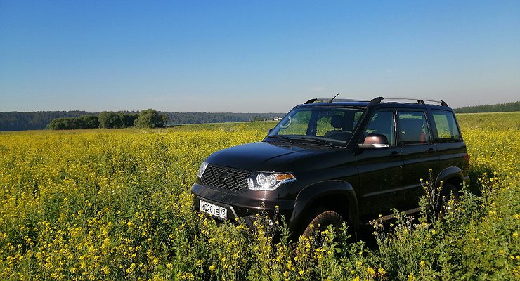 Wild prices and strange managers: how do dealers of the UAZ brand live now?