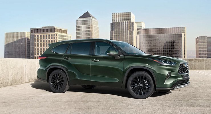 The Japanese introduced the model year Toyota Highlander 2022