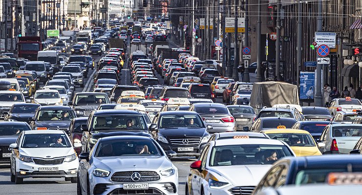 Deptrans forbade driving faster than 50 km per hour through the streets of Moscow