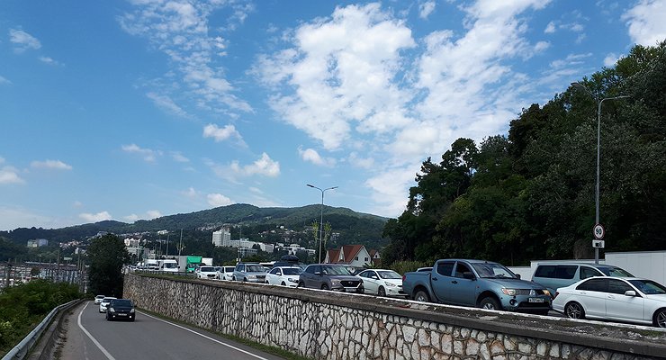 Relax in traffic: why not go to Sochi this summer
