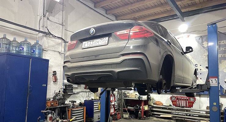 Why car manufacturers were offered to buy broken cars from Russians?