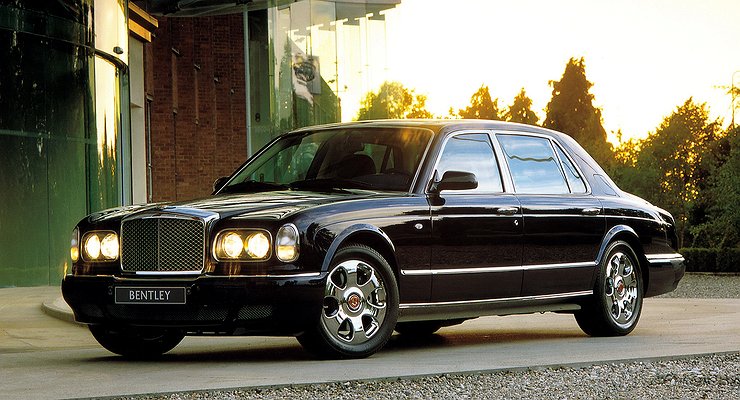 Comedian Maxim Galkin auctioned his personal collection of cars
