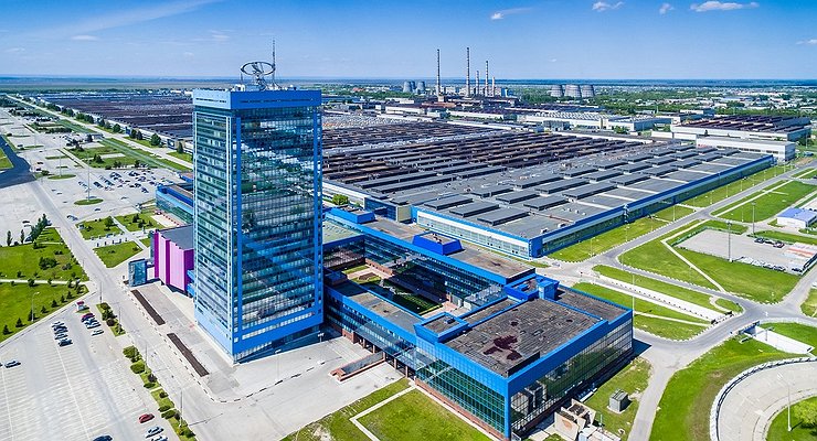 AvtoVAZ returns to the five-day schedule and launches the line where Renault was assembled