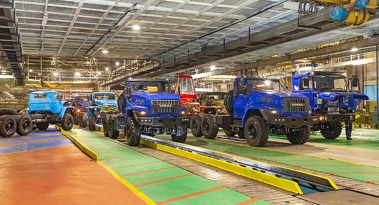 For the sake of vacation, employees of the Ural car factory will have to “drive a plan”