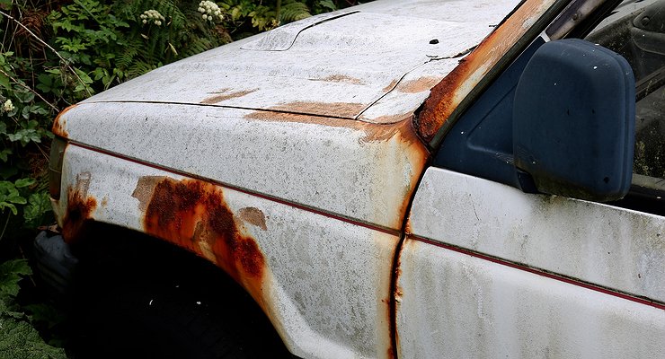 A device made in Russia to protect used cars from corrosion