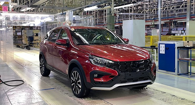 Updated LADA Vesta moves from Izhevsk .  to Togliatti