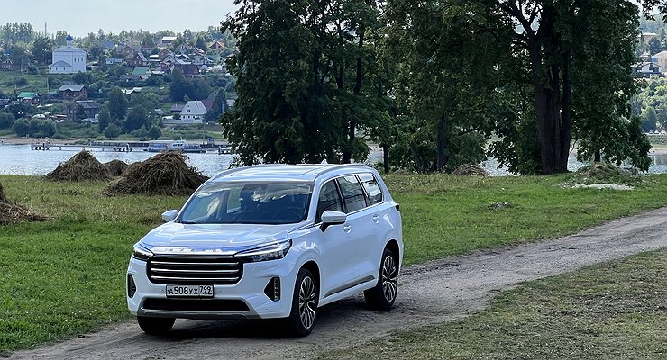 Tutaev, as the indifference of guides and the misfortune of car tourists
