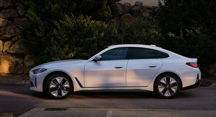 Started selling a cheaper version of the BMW i4