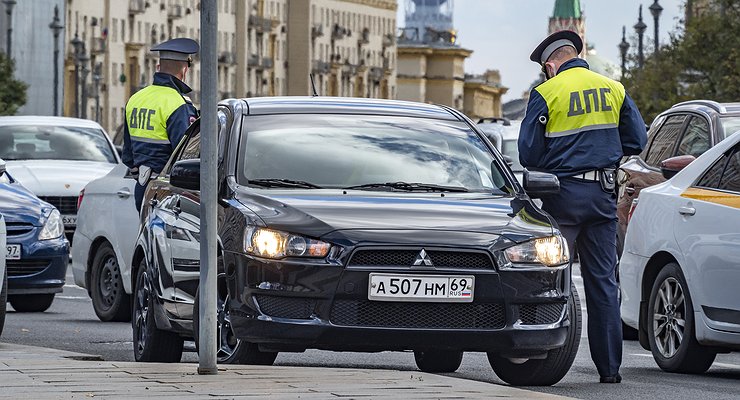 Why license plates in Russia may soon “peel off the paint”